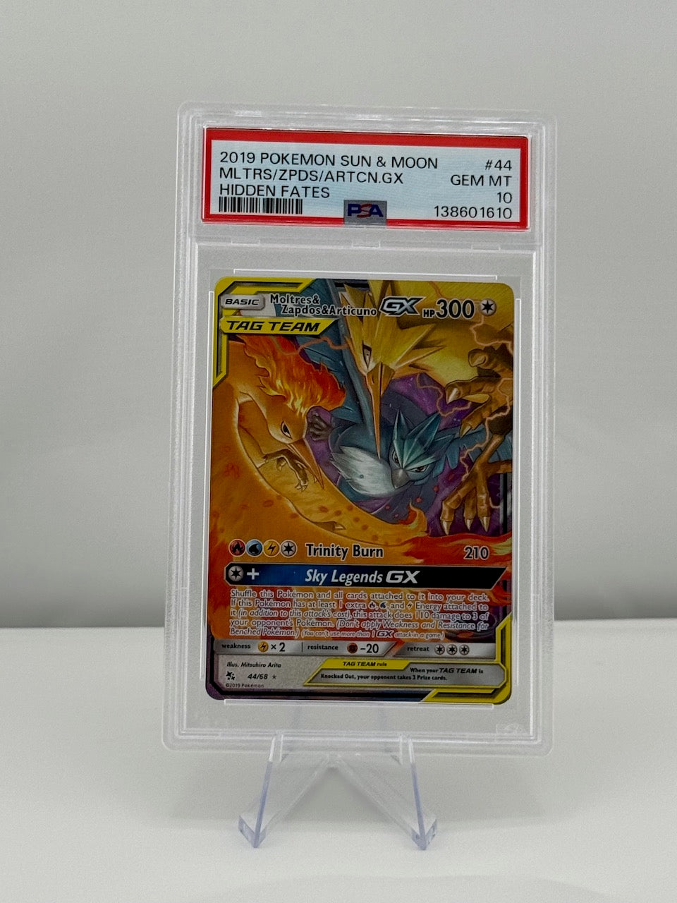 2019 Pokemon Hidden Fates Moltres Zapdos Articuno GX 44/68 PSA 10 Gem Mint Graded Slab